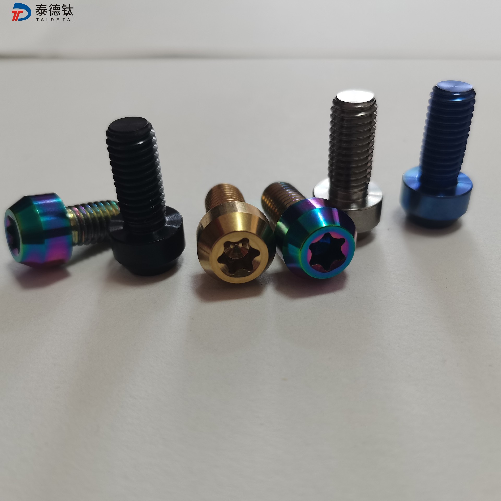 內六沉頭鈦螺栓
